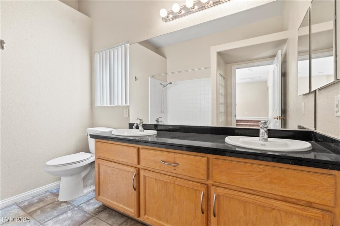 2445 Antler Point Drive, Henderson, Nevada image 32