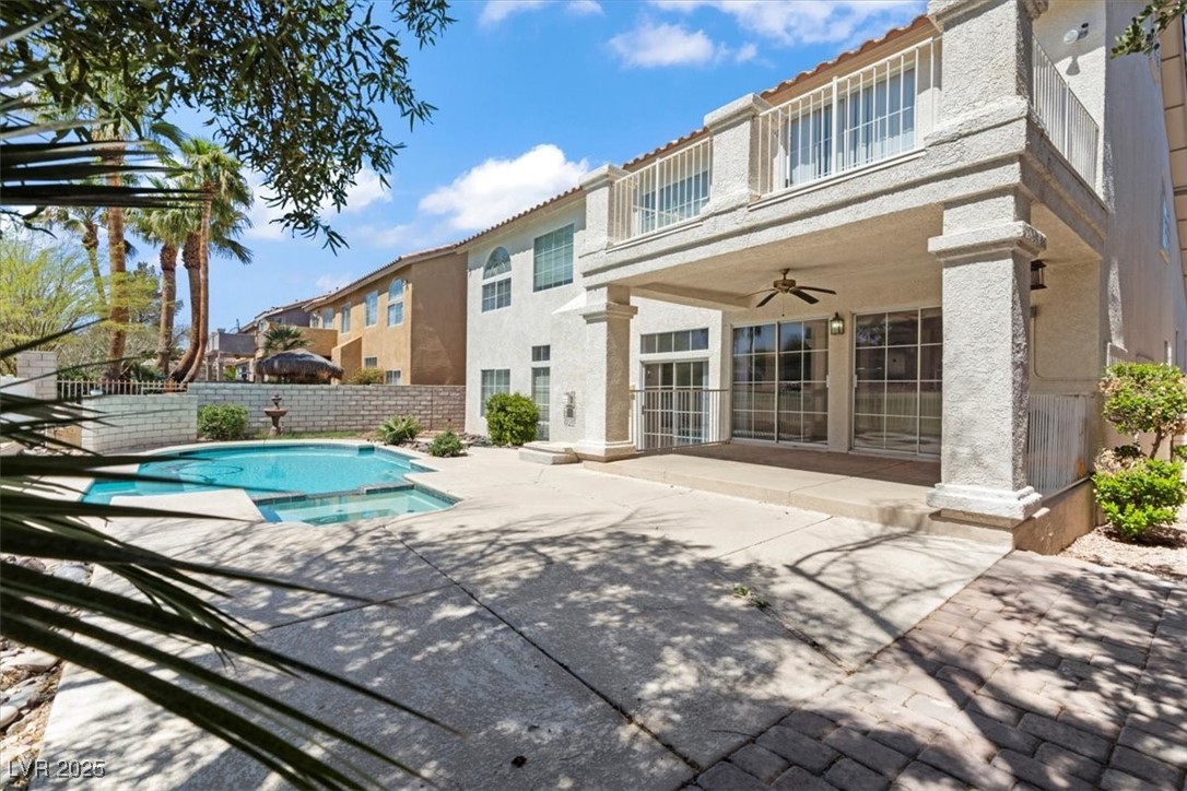 2445 Antler Point Drive, Henderson, Nevada image 8