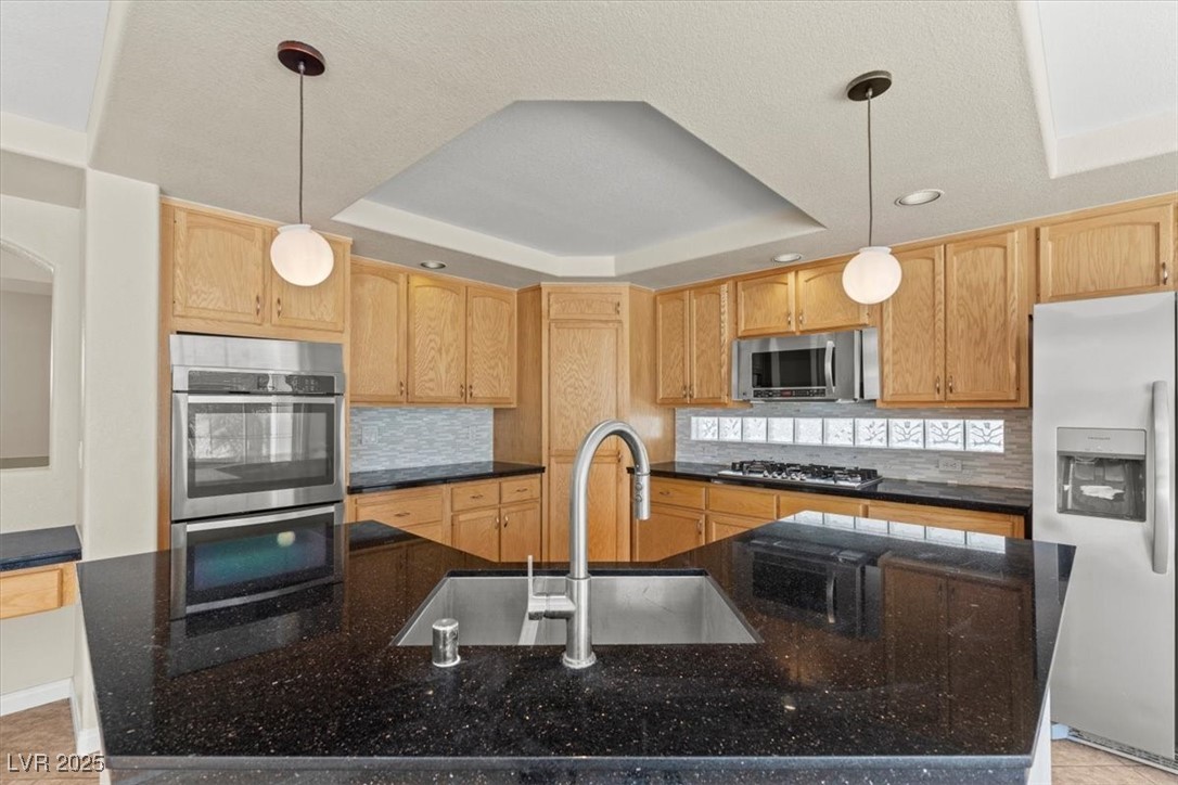 2445 Antler Point Drive, Henderson, Nevada image 13