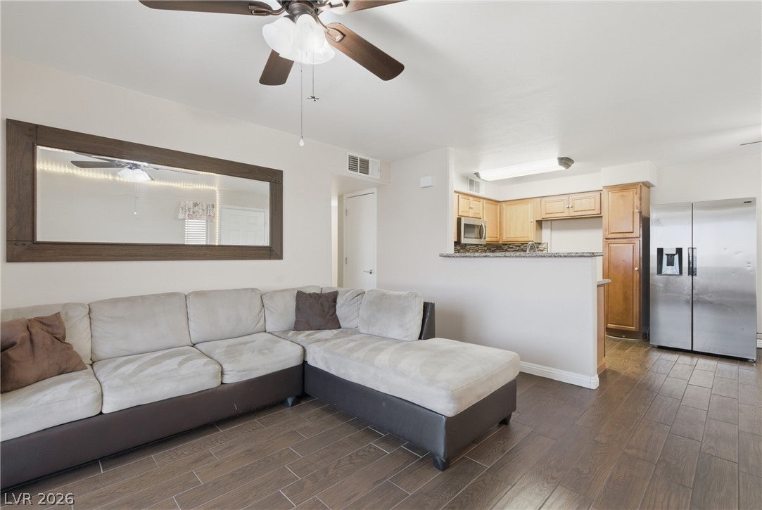 5710 E Tropicana Avenue 1053