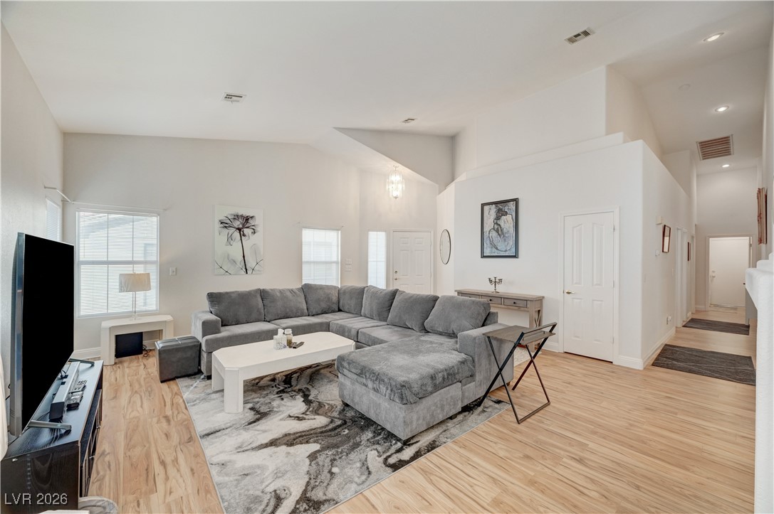 5671 Whale Watch Street