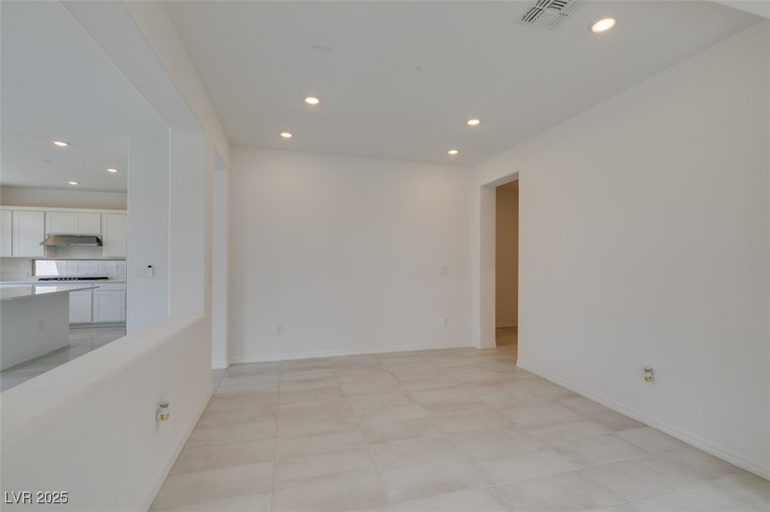 681 Stone Hammer Avenue, Las Vegas, Nevada image 6