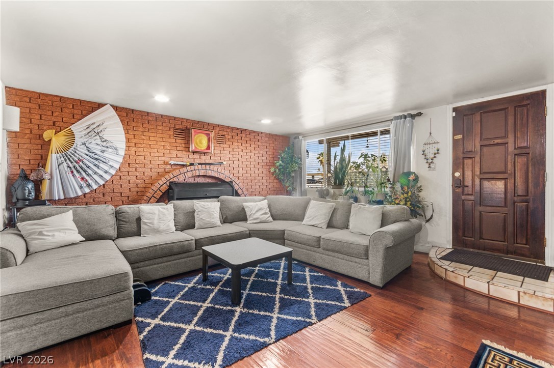 50 E Victory Road