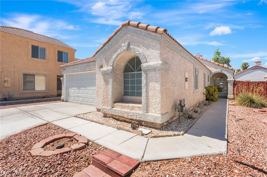 2705 Cheshire Court