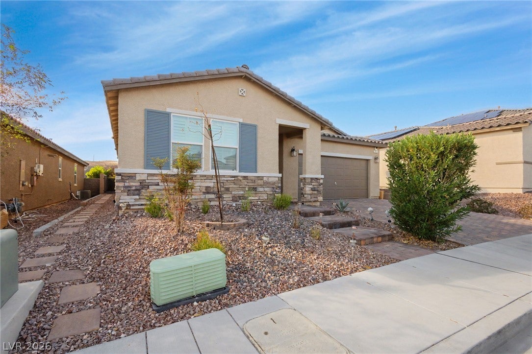 953 Soaring Moon Drive
