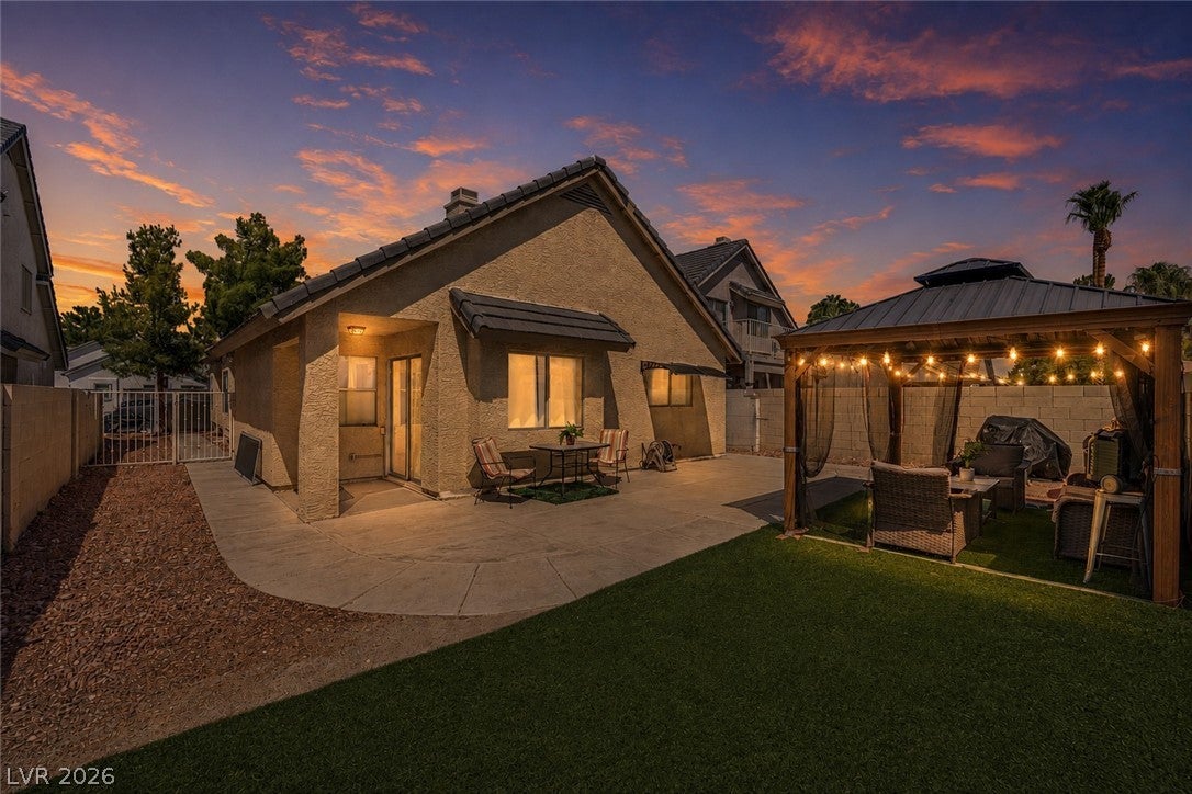 1714 La Cruz Drive