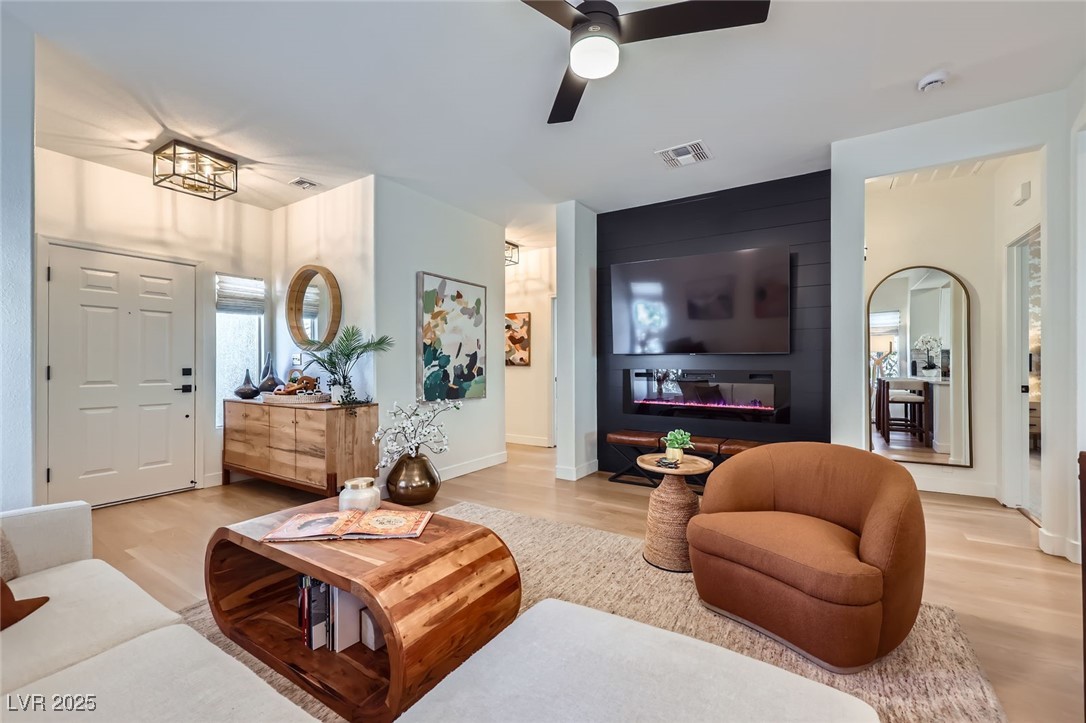 Properties 2 2107 Desert Woods Drive