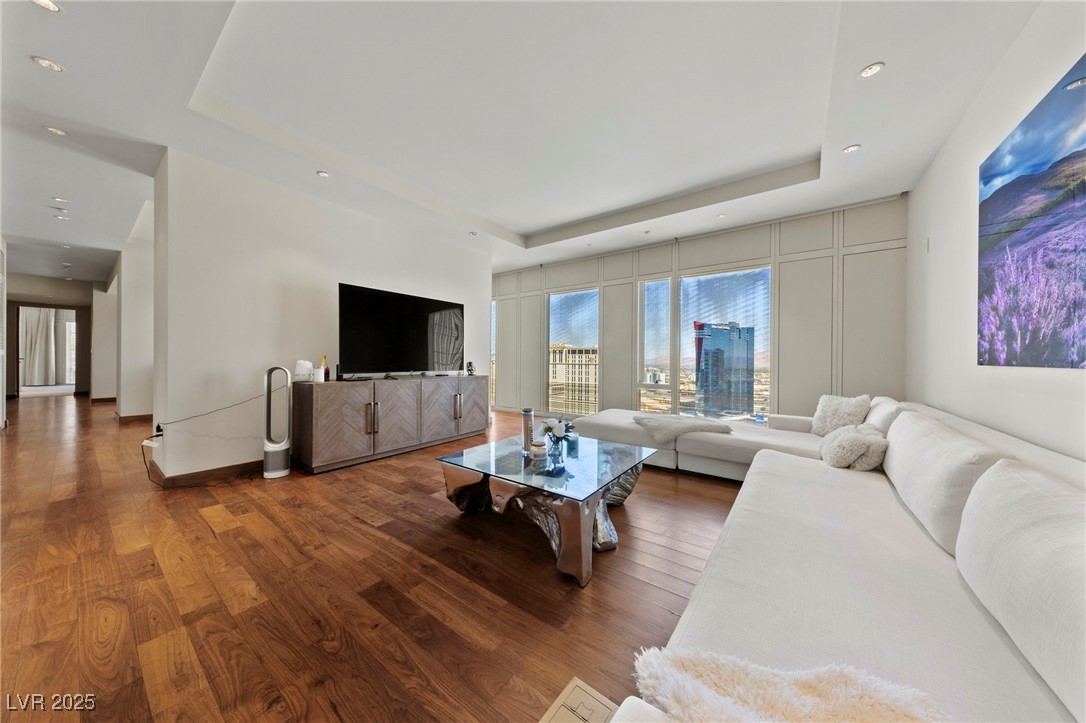 3750 Las Vegas Boulevard 2808