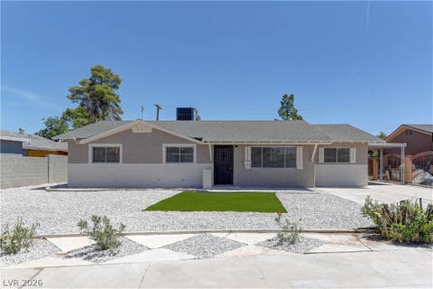 Homes For Sale - 3056 Greenbriar Drive<br/> Las Vegas, NV 89121