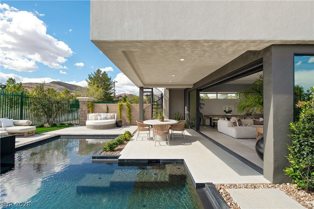 3956 Heron Fairway Drive