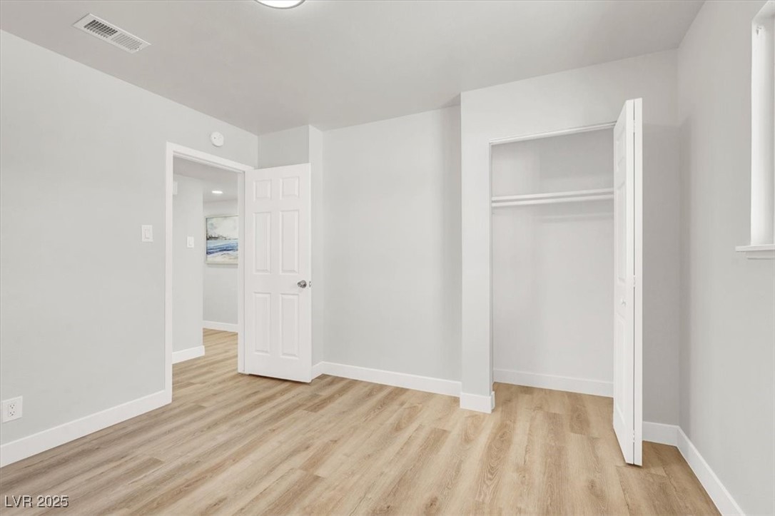 2559 Winterwood Boulevard, Las Vegas, Nevada image 18