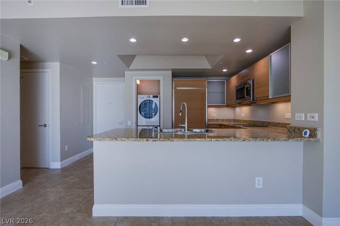 222 Karen Avenue 2303