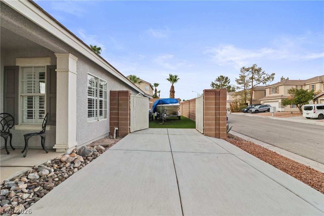 9166 Riding Heights Avenue