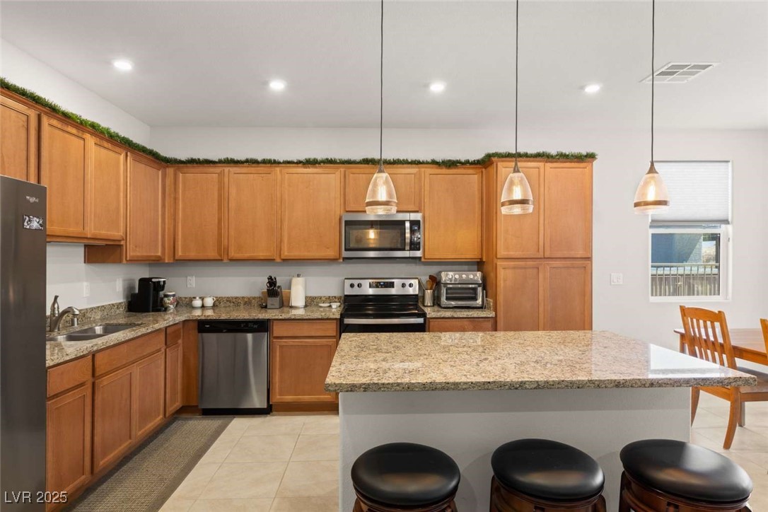 938 Overlook Lane