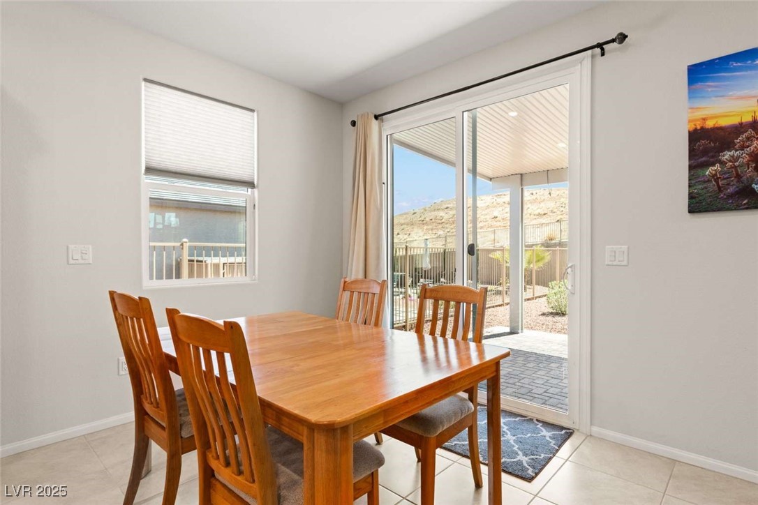 938 Overlook Lane