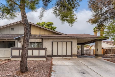 Townhouse For Rent - 3959 Spring Leaf Drive<br/> Clark County, Las Vegas, NV 89147