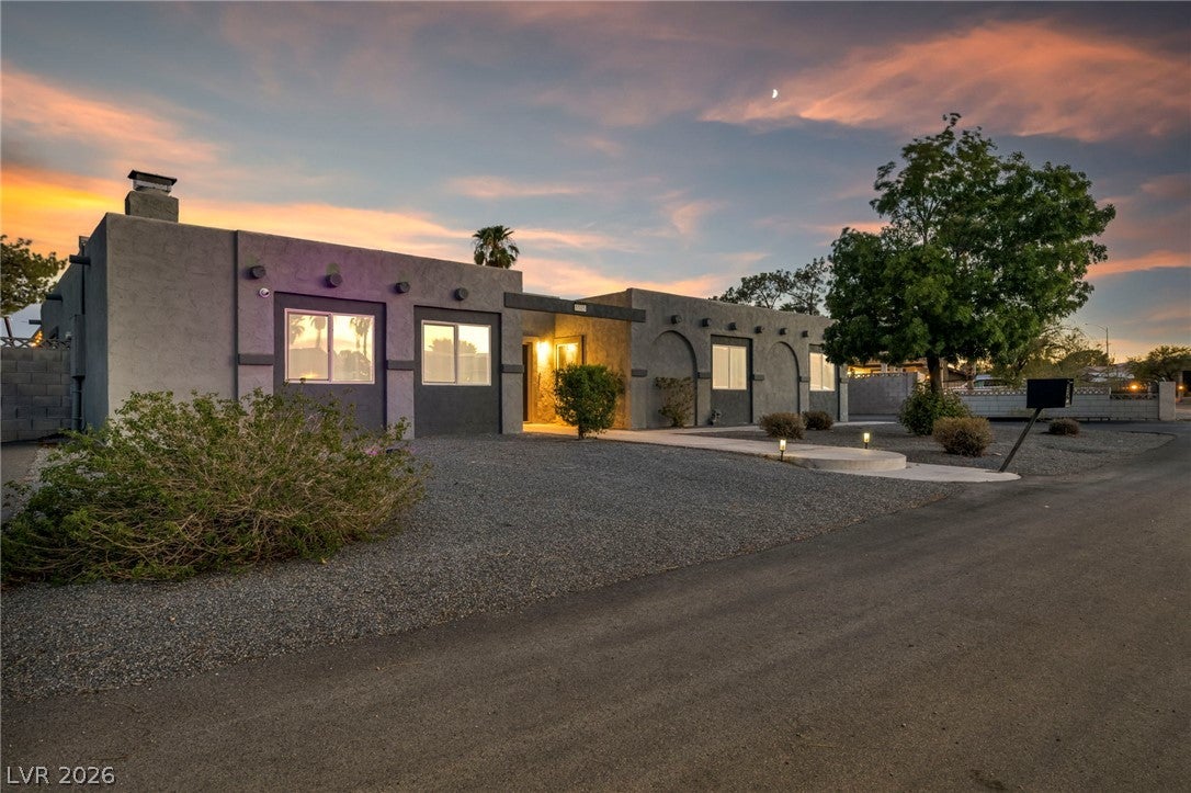 5505 Avenida Vaquero