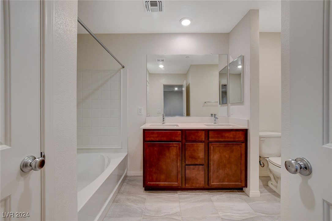 Photo 9 of 40 of 2421 Padulle Place townhome