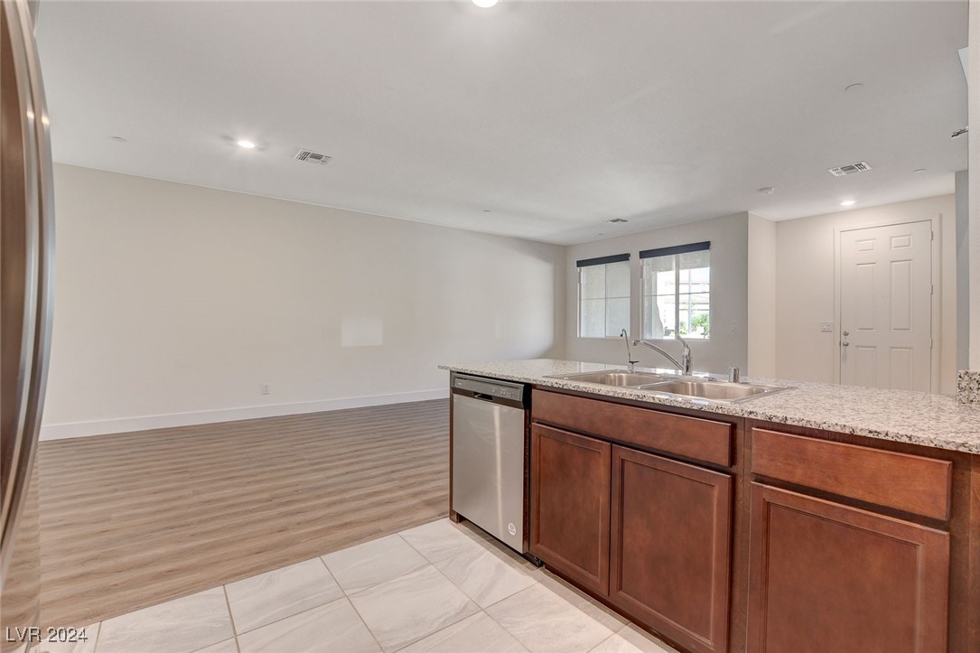 Photo 6 of 40 of 2421 Padulle Place townhome