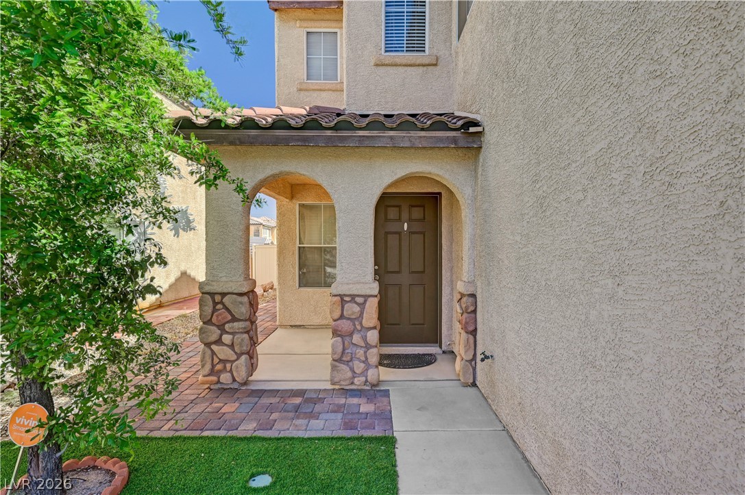 7448 Granada Willows Street