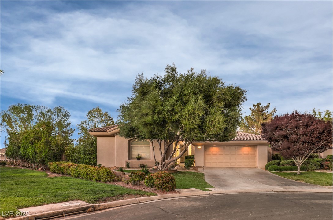 71 Fountainhead Circle