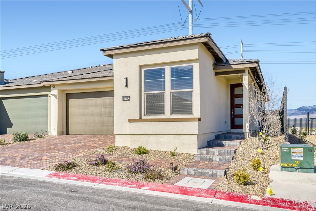 10082 Sangria Sunrise Avenue