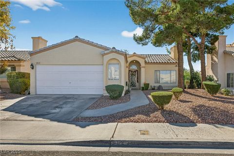 Photo of 2823 Mayfair Avenue, Henderson, NV 89074 (MLS # 2734571)
