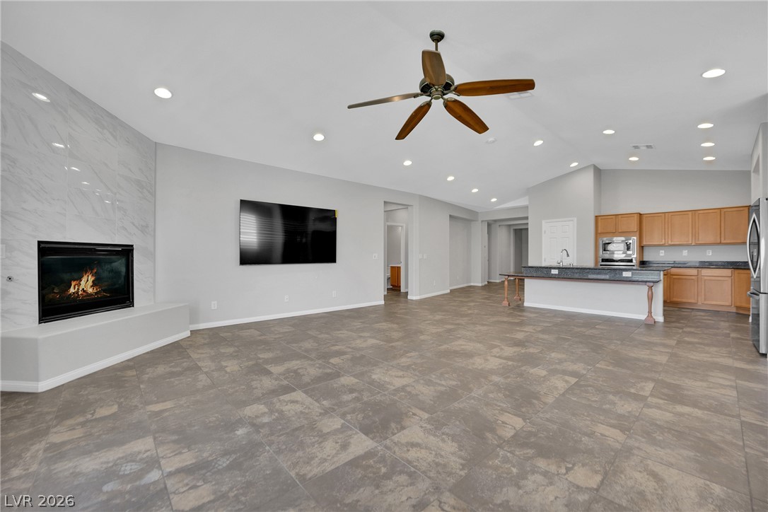 960 Rue Grand Paradis Lane