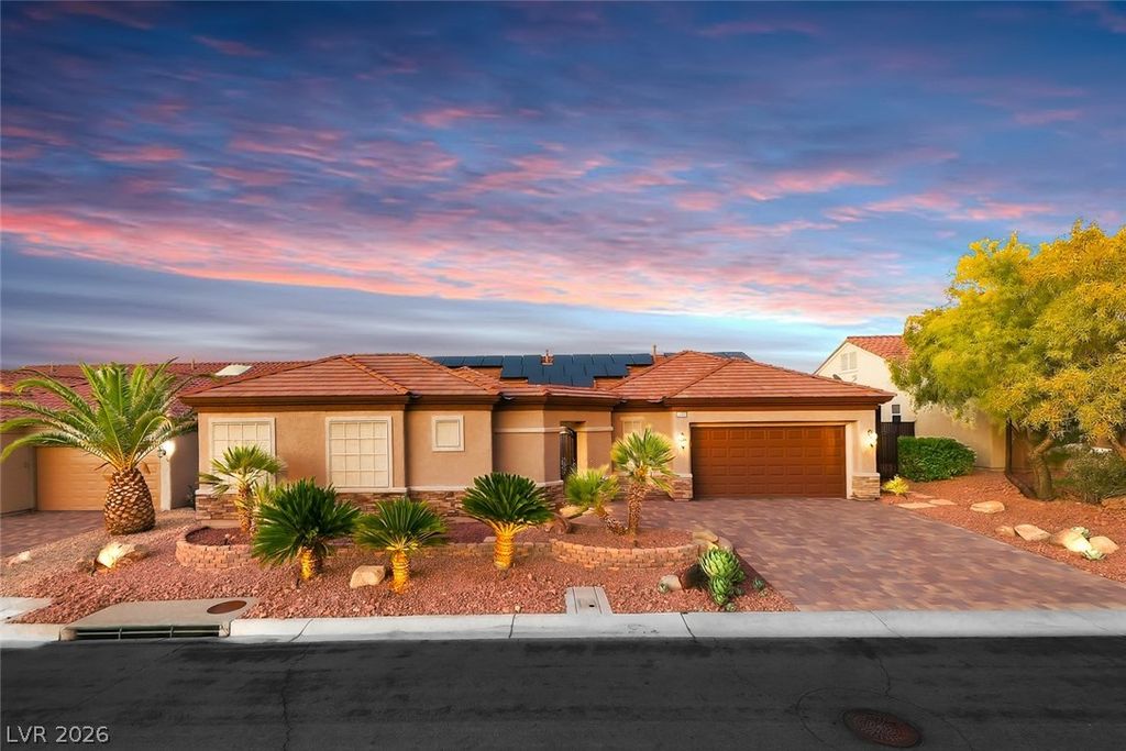 Photo of 2780 Hartwick Pines Drive, Henderson, NV 89052 (MLS # 2764919)