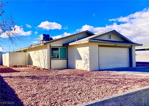 Photo of 1715 Rockwell Lane, Las Vegas, NV 89156 (MLS # 2743425)