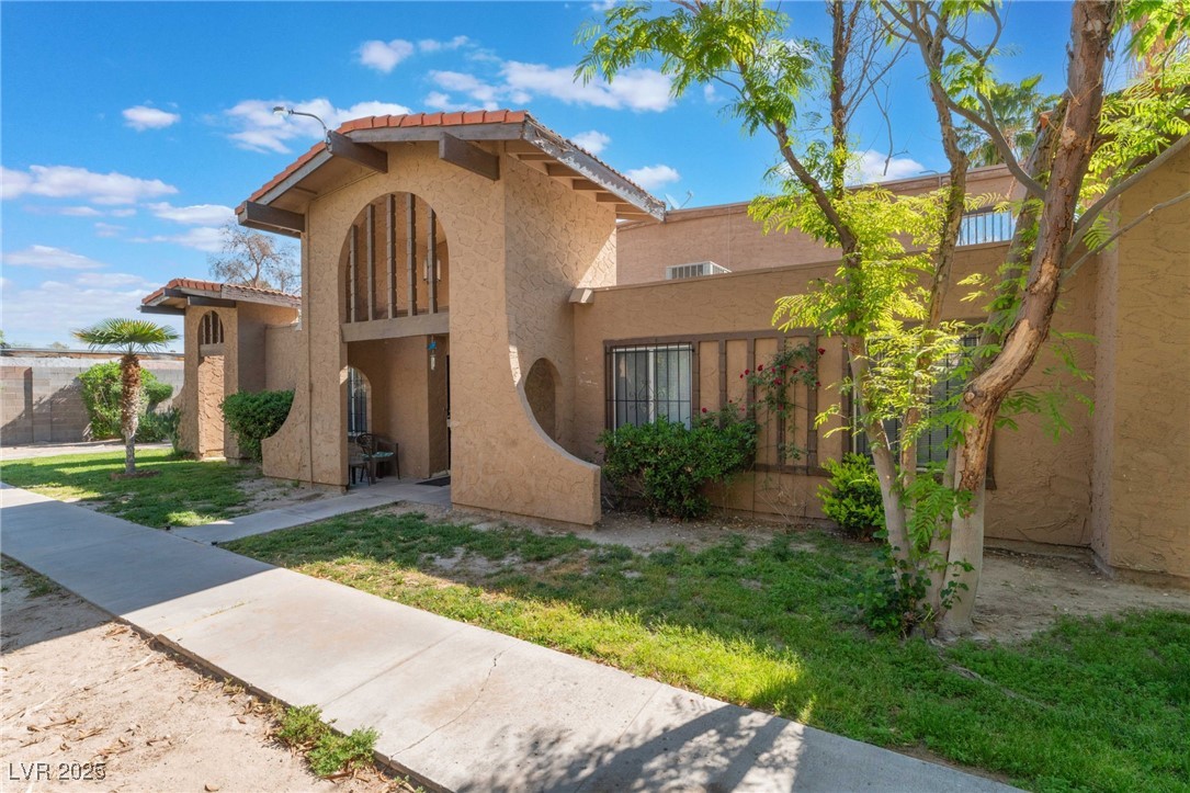 4687 Monterey Circle 1