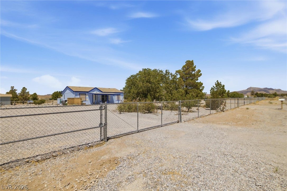 1410 Windy Lane