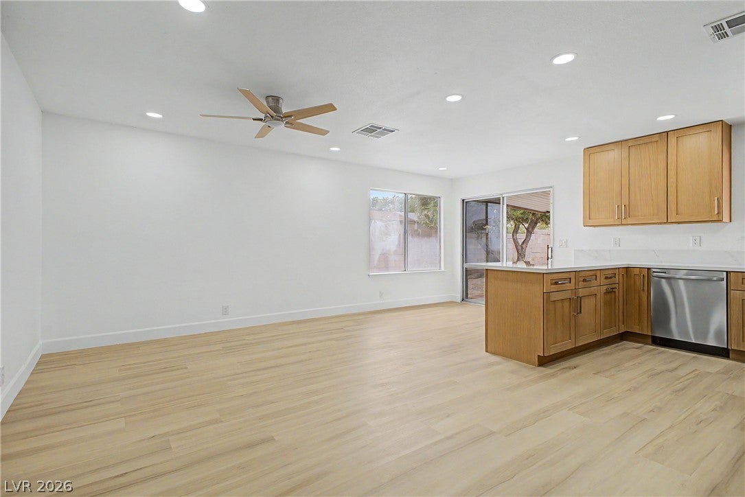6258 Bayview Circle