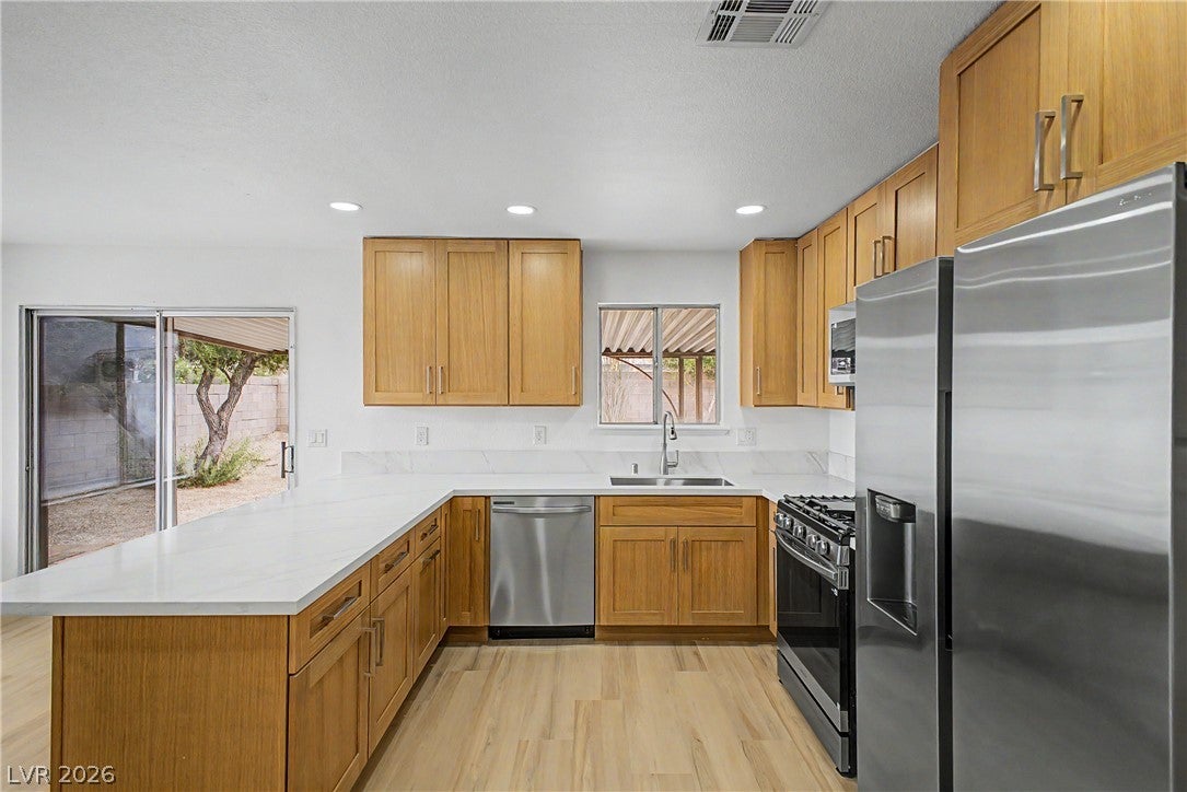 6258 Bayview Circle