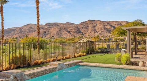 Tiny photo for 11305 Golden Chestnut Place, Las Vegas, NV 89135 (MLS # 2757594)