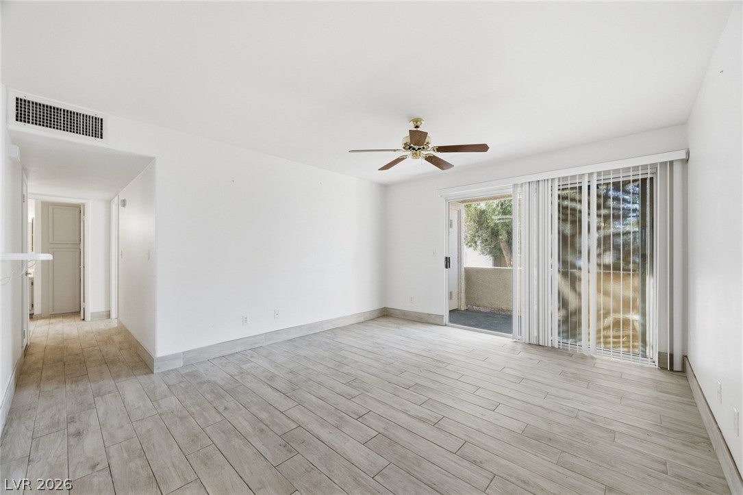 3425 E Russell Road 154