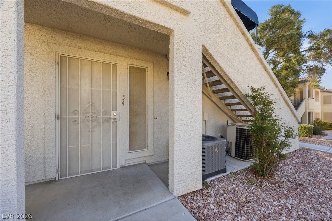 3425 E Russell Road 154