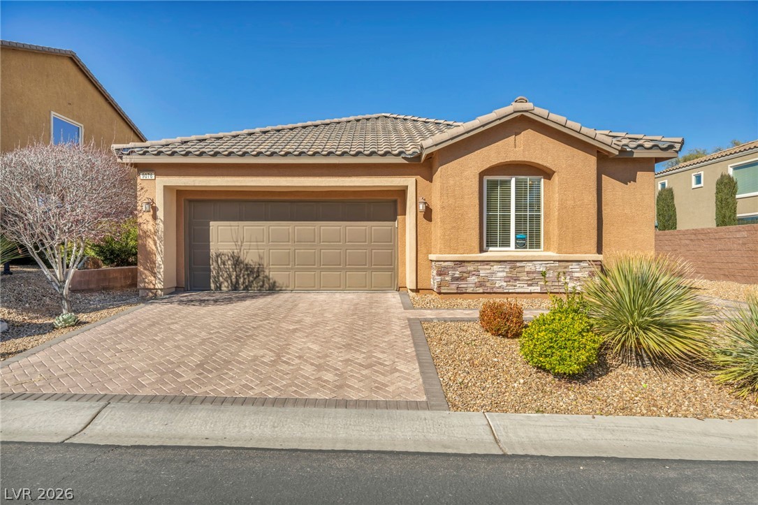 9076 Bridal Creek Avenue