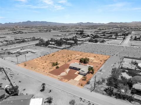 5085 Raven Avenue Las Vegas NV 89139