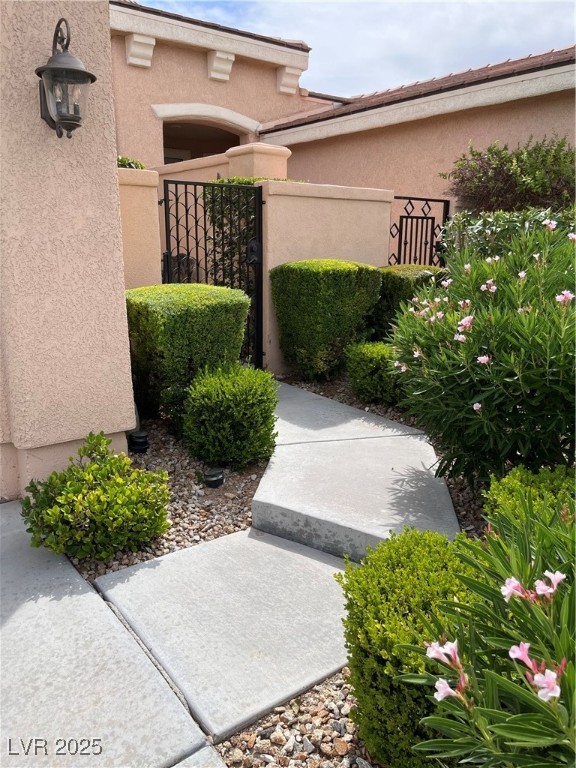 Properties 1 10557 Premia Place