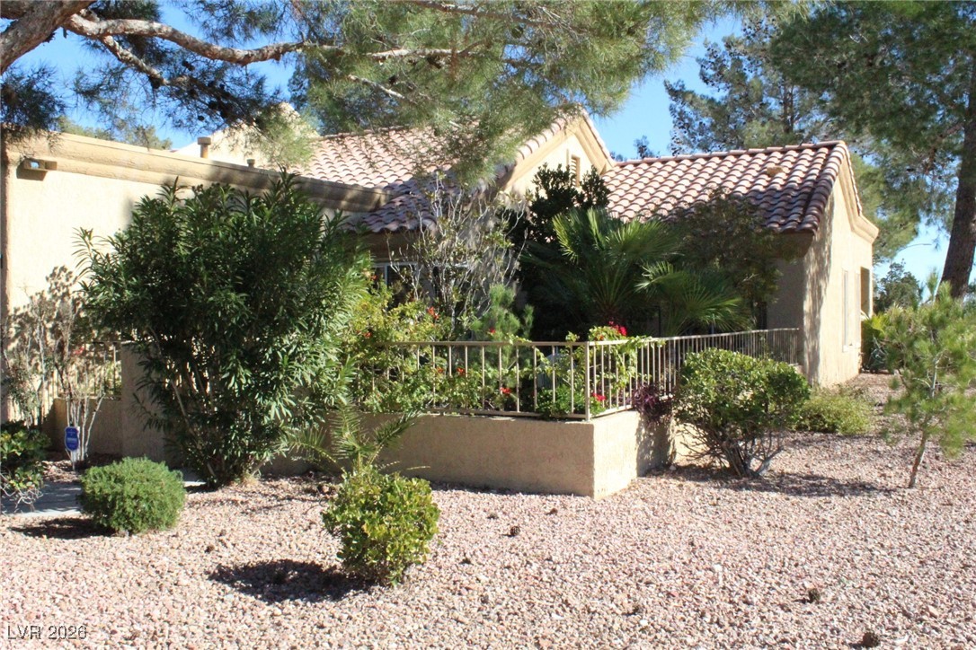 2828 Billy Casper Drive