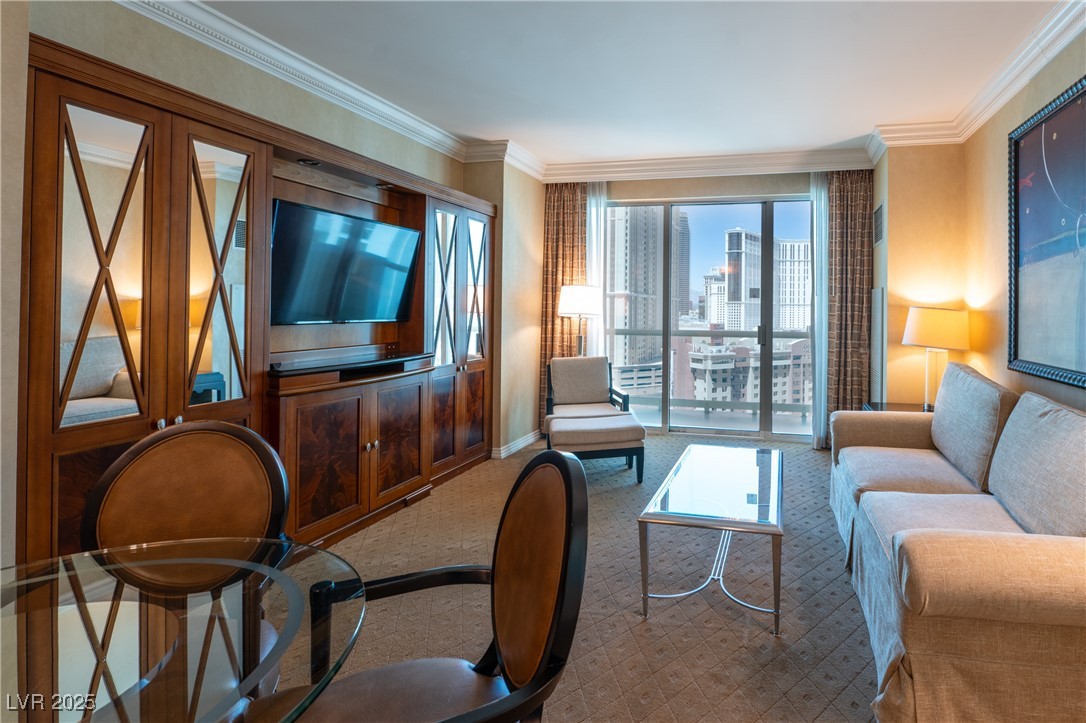 145 E Harmon Avenue 1121