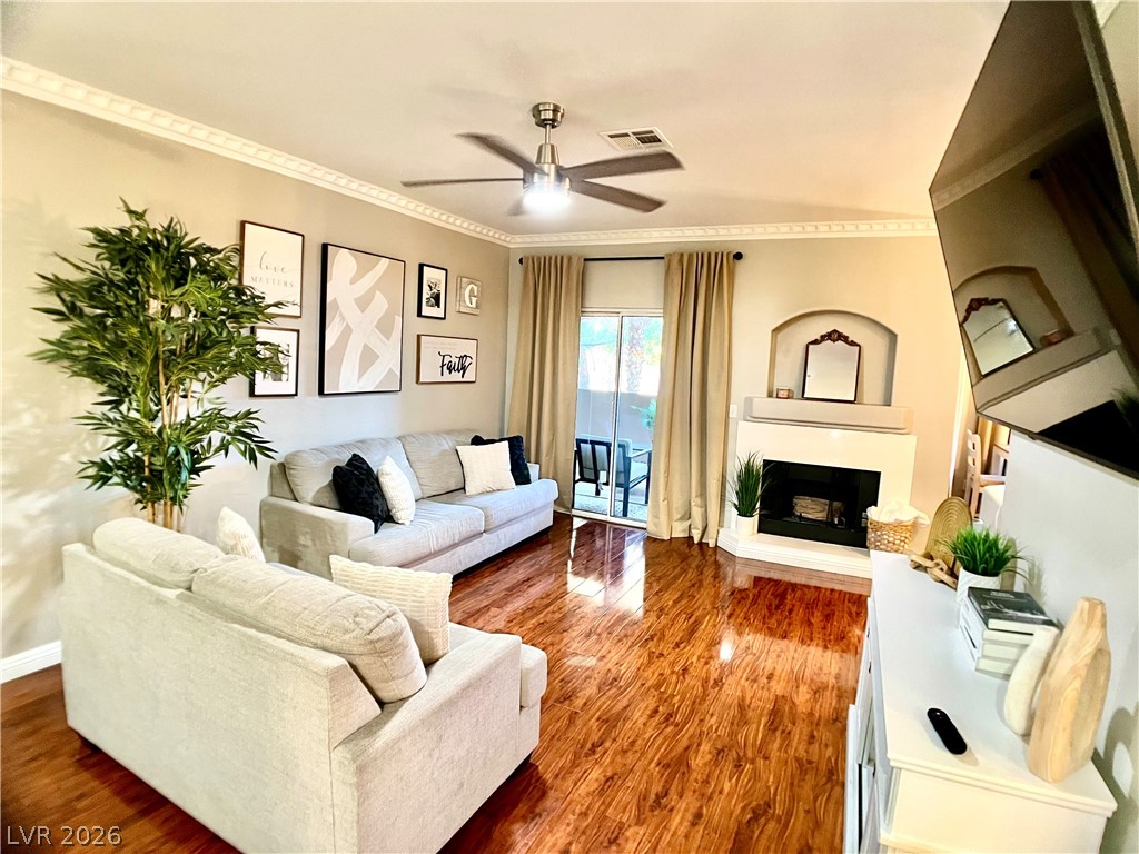 2050 West Warm Springs 321