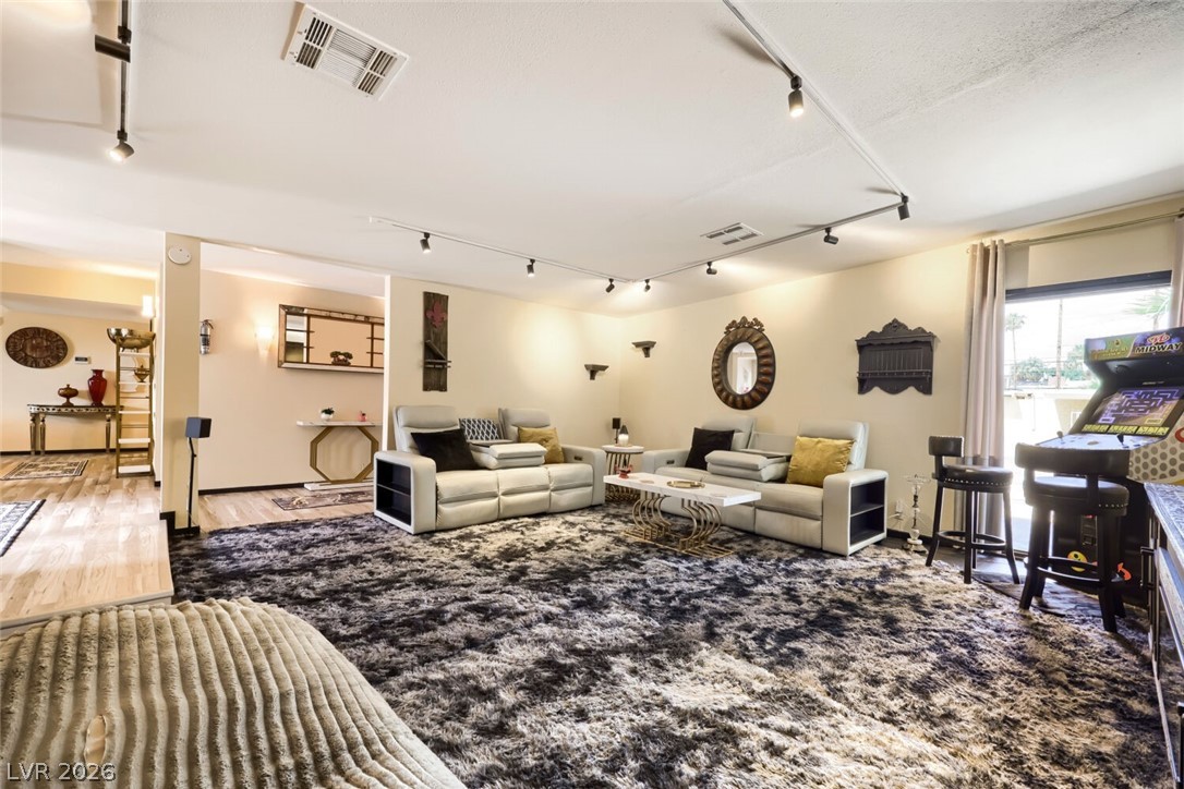 3212 Sundown Drive