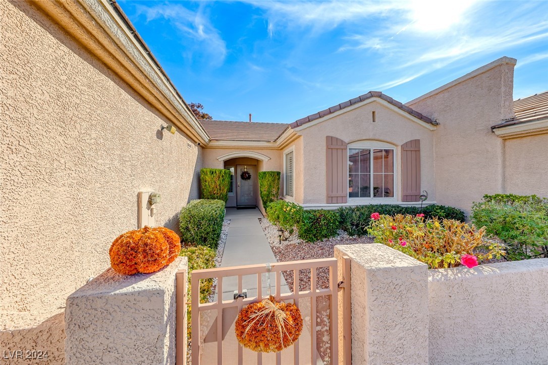 2633 Langford Avenue, Henderson, Nevada image 4