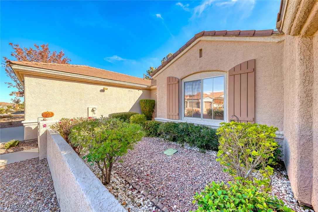 2633 Langford Avenue, Henderson, Nevada image 3