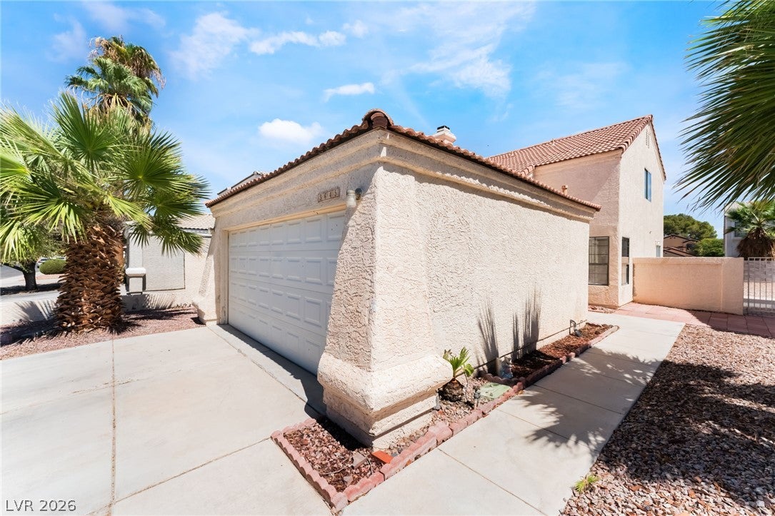 3645 Veneer Lane
