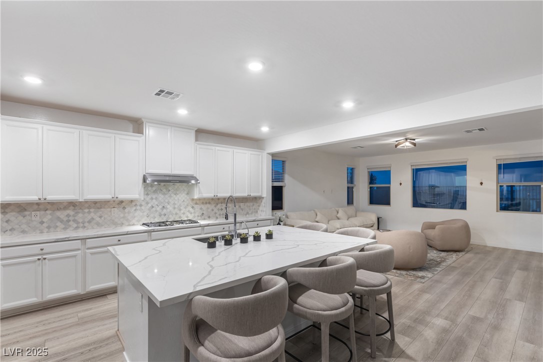 Properties 2 12367 Aster Hills Avenue