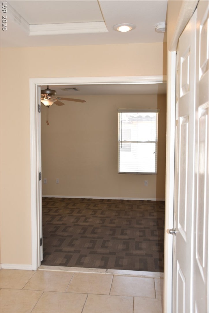 8217 AMPHORA Street