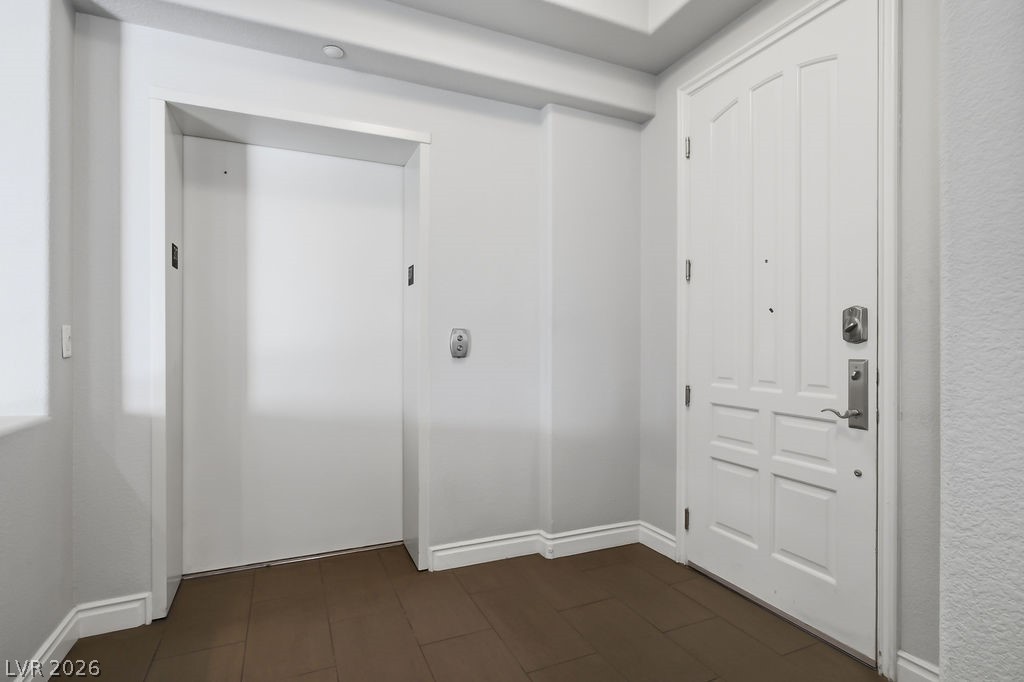 9224 Tesoras Drive 301